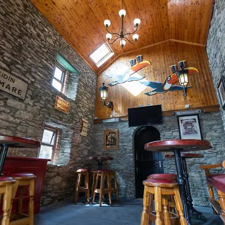 The Wander Bar &